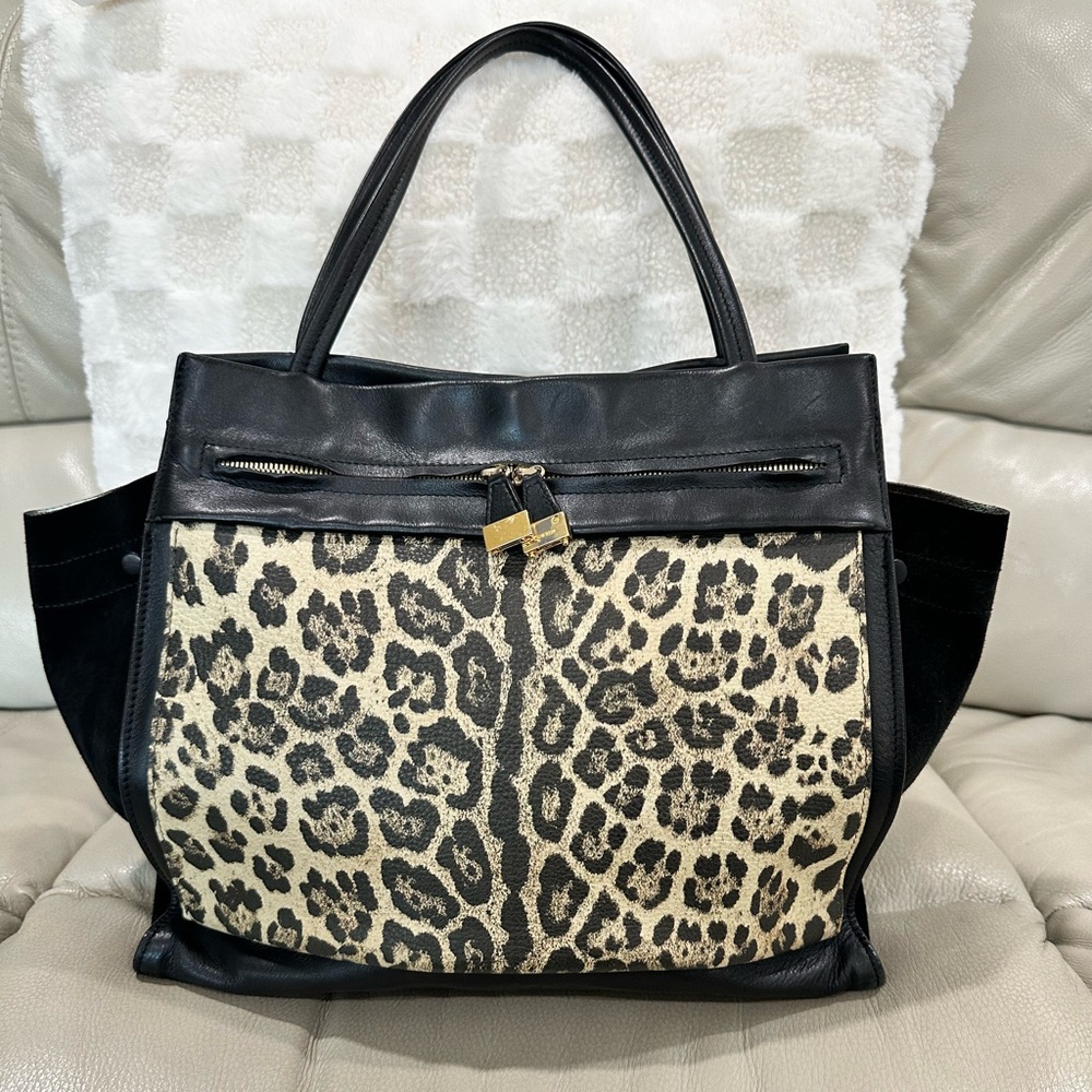 Furla LEATHER tote $595 retail! Made in Italy